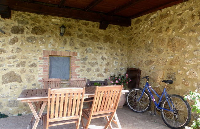 Holiday Home in Mulazzo With Natural Pond - Foto 32