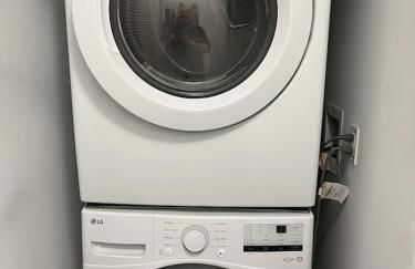 Beach House Steps away from the Boardwalk and Beach with Ocean Views in Seaside Heights! - Foto 37