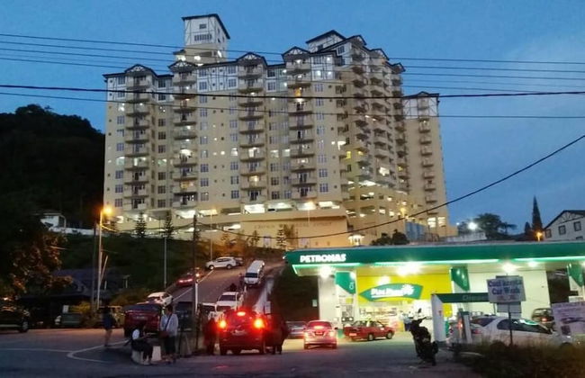 Aaron Apartment at Crown Imperial - Foto 13