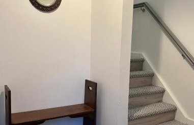 The Coach House 2 - Bedroom Apartment Sleeps 5 - Photo 17