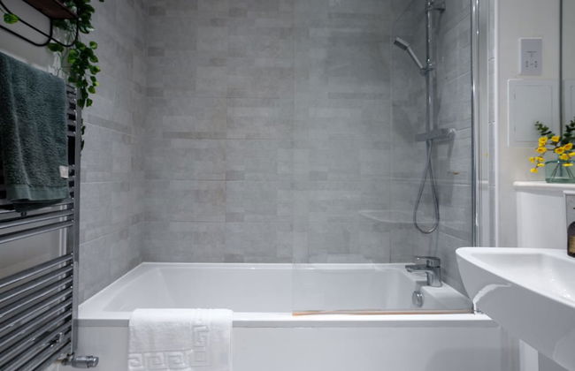 Charming 1-bed Apartment in London - Foto 19