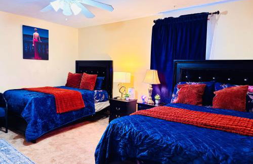 Large 3BR Home for Families and Work Stays With Fast WIFI - Foto 10