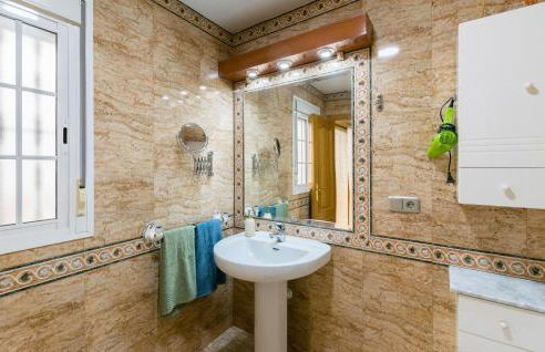 1 Bedroom Stunning Apartment In Sevilla - Foto 15