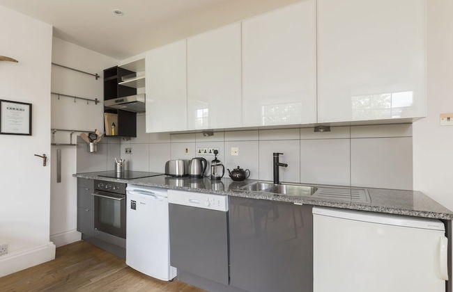 JOIVY Smart 3 bed Flat in Islington, Close to Angel Tube - Foto 15