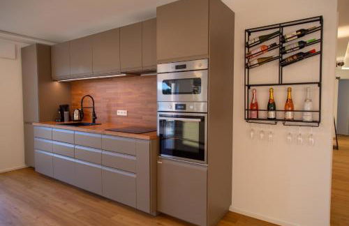 Exklusives Penthouse mit Whirlpool, Panoramaterrasse, Kino & Tischfußball für bis zu 8 Personen - Foto 13