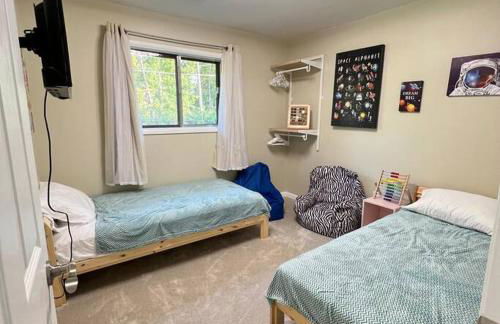 Quantico Graduation Home Visit DC 5 bedrooms 2 King Beds Stafford - Foto 9