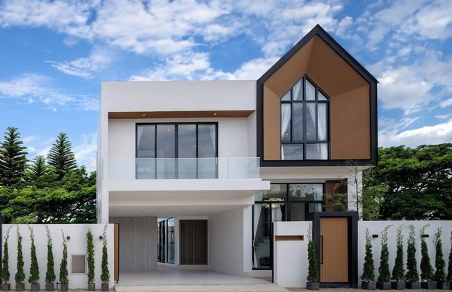 A9 pool villa airport - Photo 1