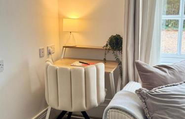 Entire Private Apartment with Kitchen and Lounge - Foto 27