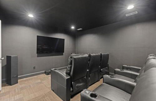 Lake Norman Home Lake Access with Heated Pool & Hot Tub - Foto 29