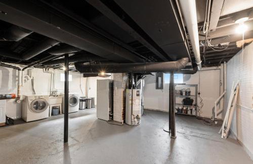 Steps to Dtwn Plymouth! Home with Dog-Friendly Yard - Foto 26