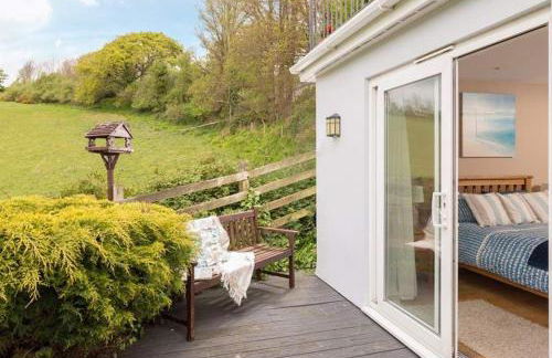 Cosy Beachfront Retreat with Stunning Sea Views and free Parking - Foto 5