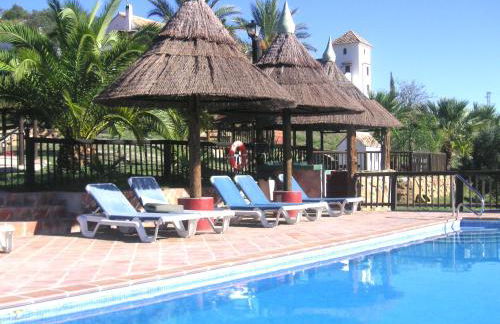 Rural cottage VINCENT van Gogh, with spectacular pool & OPTIONAL private 6 guests jacuzzi - Foto 78