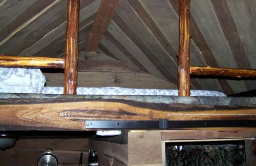 Secluded Watertree Tiny House near Old Hickory Lake – Private Deck, Trails & Breakfast - Foto 14