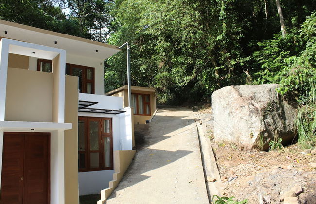 Kandy Lotus Villa - Photo 9