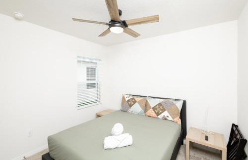 Entire House close to Disney - Foto 24