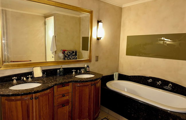 KMG Apartments x Michelangelo Towers 0705 - Photo 8