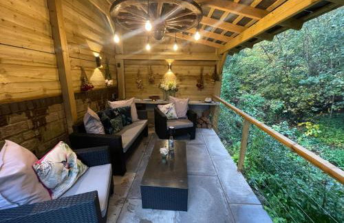 Riverside 2 Bedroom Townhouse with Car Charger - Foto 9