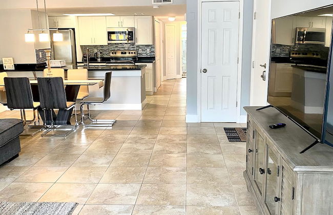 Beautiful Luxury Apartment - Close to Disney - Foto 10