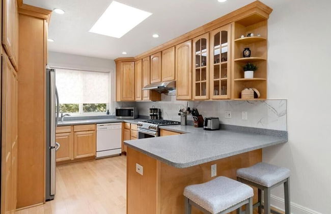 Stunning 2 Bedroom 1 Bath Home near BART - Foto 14