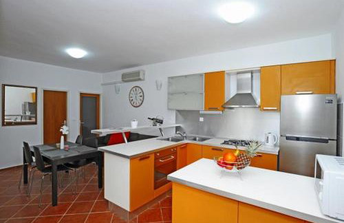 Holiday Home Odiseja - Photo 9