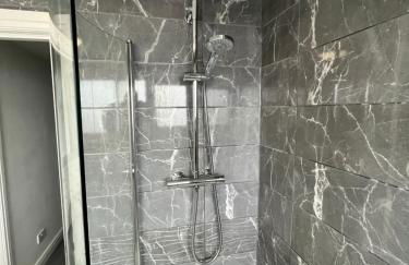 Very comfy 3 bed town house - Foto 52