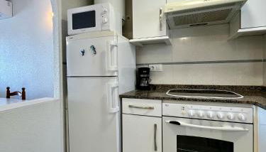 Font Nova Peñiscola, Sumergete en esta espectacular propiedad ibicenca a los pies del Mediterraneo - Foto 4, stove, dishwasher, pet friendly, minibar