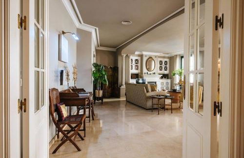 CASA PALACIO SXVIII CON PISCINA en centro histórico de SEVILLA - Photo 40