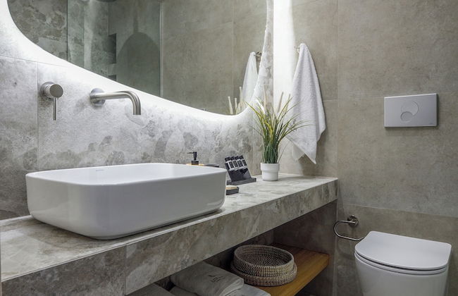 Loena Luxury Suites - Photo 17