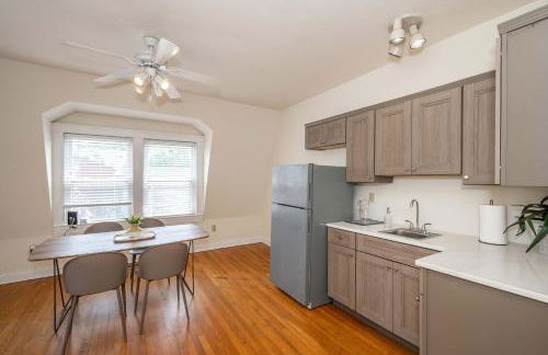 Cityscape Escape - Local Eateries - Foto 46