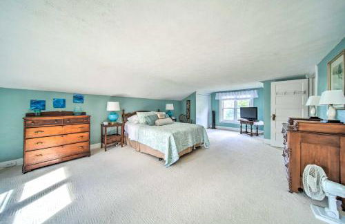 Private Waterfront Lake Erie Home with BBQ Patio - Photo 27