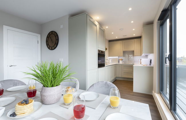 Elliot Oliver - Stunning 3 Bedroom Penthouse With Large Terrace And Parking - Photo 24