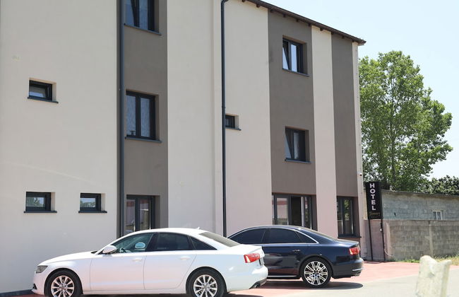 Kalpazo Hotel Tommy Durres - Foto 1