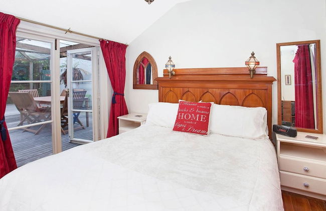 Central Christchurch Cottage - Photo 2