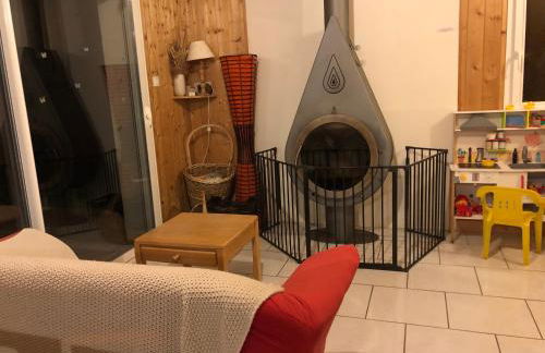 PETITE MAISON AU CALME AVEC VUE MAGNIFIQUE ! - Foto 4