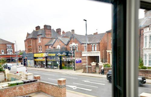 Large One Bedroom Apartments Southsea Sleeps 3 - Free Parking - Foto 31