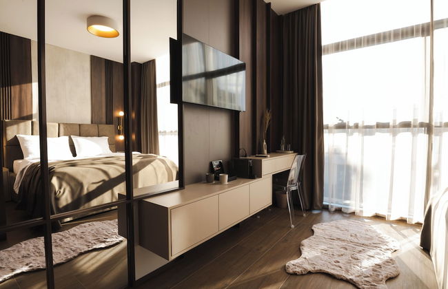 DISTRICT boutique - Photo 31