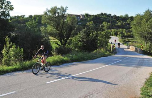 Three-Bedroom Holiday Home In Neoric - Photo 41