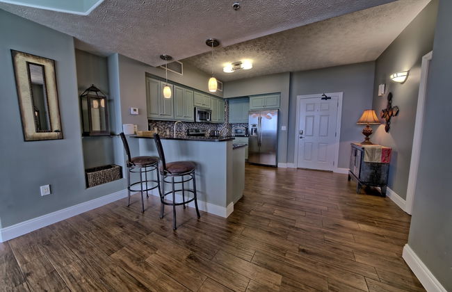 Pleasant Oceanfront Condo with Large Balcony and Beach Access - Unit 1605 by RedAwning - Foto 8