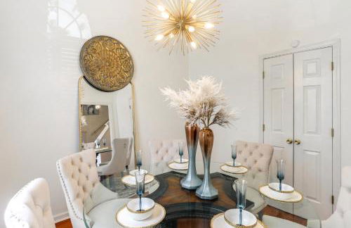 2 Mi to Shelby Farms Charming Family Home with Yard - Foto 8