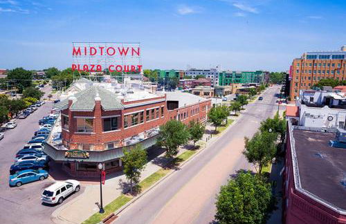 Boho Glam Bungalow mins away Western Ave Districts - Foto 41