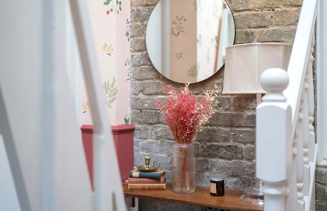 JOIVY Stylish 2-Bed House W/ Private Garden In Hackney - Foto 14