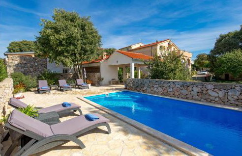 Nice Apartment In Garica With Wifi - Photo 1