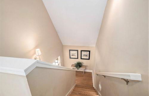 Lake Effect 3BR Home Steps to Everything 27 - Foto 45