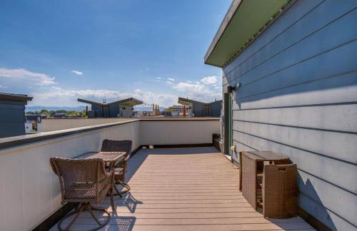 Rooftop Deck and Hot Tub Walkable Denver Townhome - Foto 26
