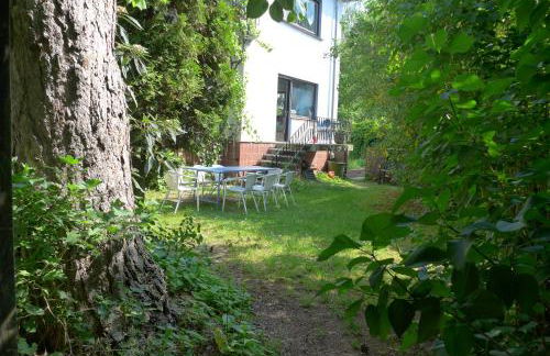 O11- Großzügige Fewo im Künstlerhaus - Photo 13