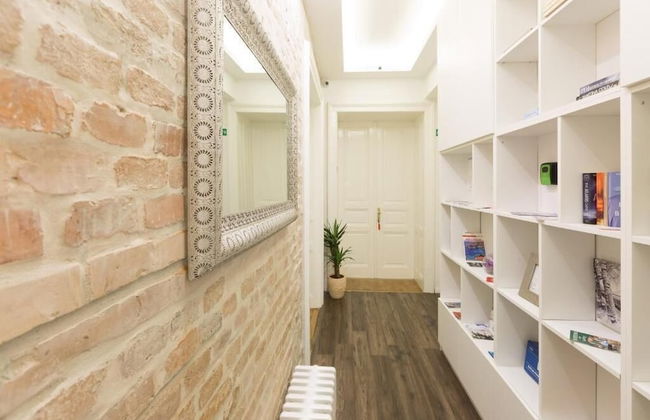 Aurelia Antik - Foto 27