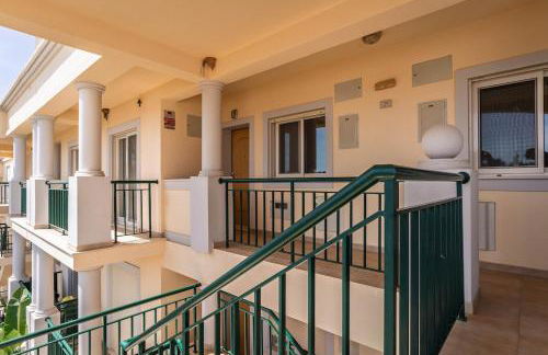 Bright 3-BR in Guia with Shared Pool by Lisbeyond - Foto 16