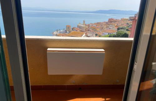 BILOCALE VISTA MARE CON POSTO AUTO - Foto 25