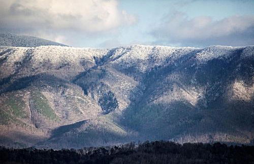 Charming Glamping Rental with Fireplace near Great Smoky Mountains National Park - Foto 20