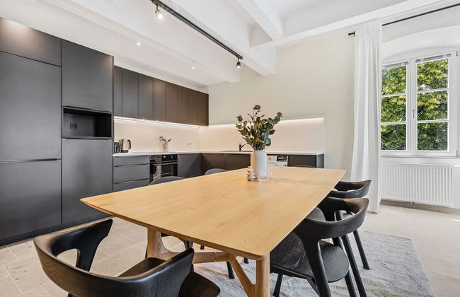 Clausen Hideaway Modern Apartment ID211 - Photo 10